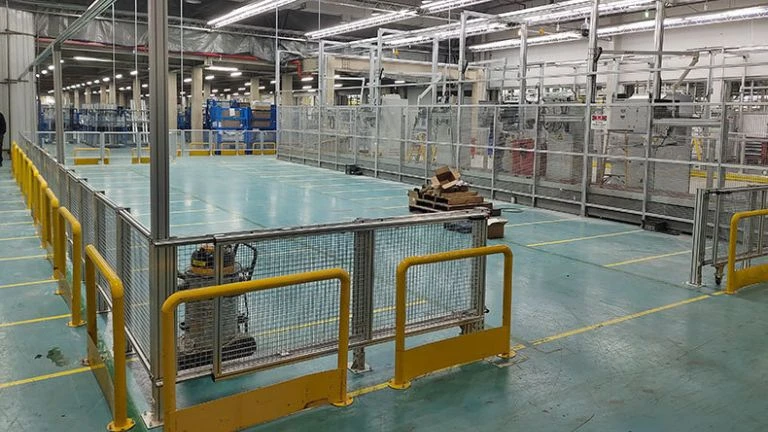 Safety Guards and Machinery Fencing Using T-slot 1