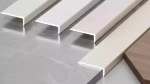 Ángulo de aluminio blanco