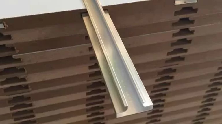 Aluminum Slatwall Inserts (2)