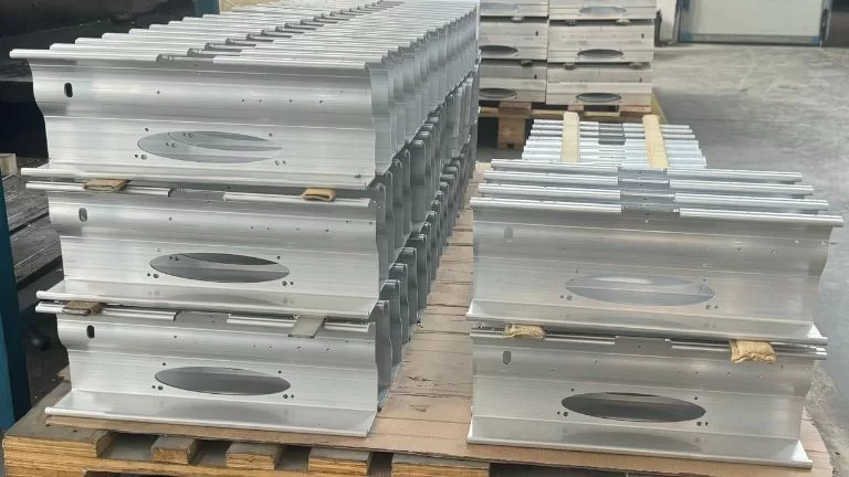 Aluminum profile machining (1)