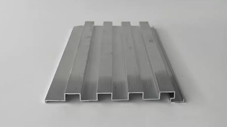 Extruded Aluminium Fluted Panels (3)