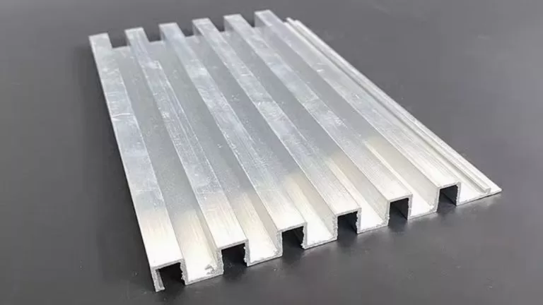 Extruded Aluminium Fluted Panels (4)