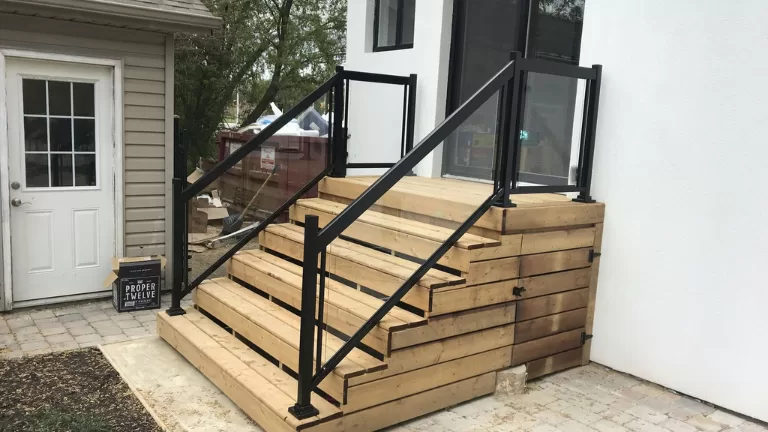 black stair railing(1)